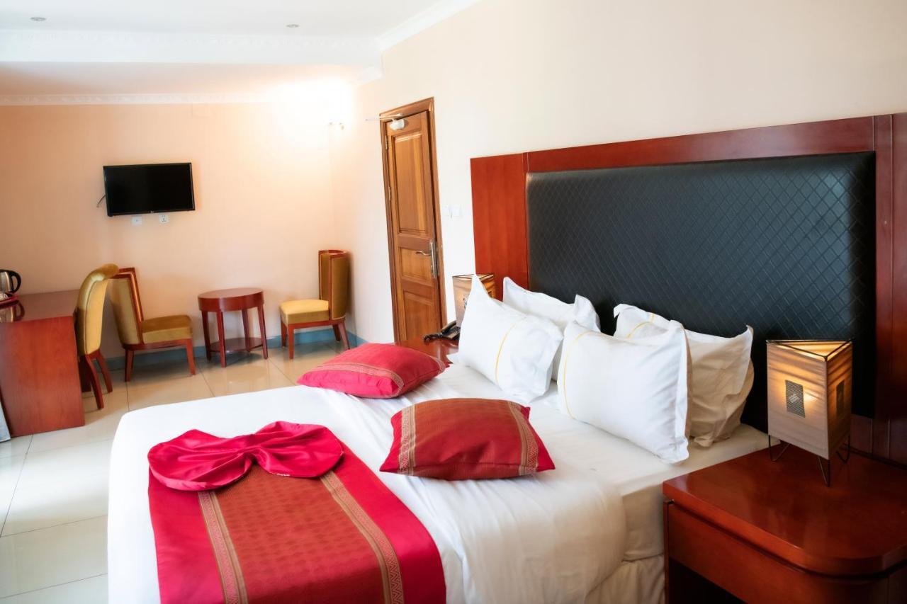 Orient Park Hotel Kigali Exterior photo